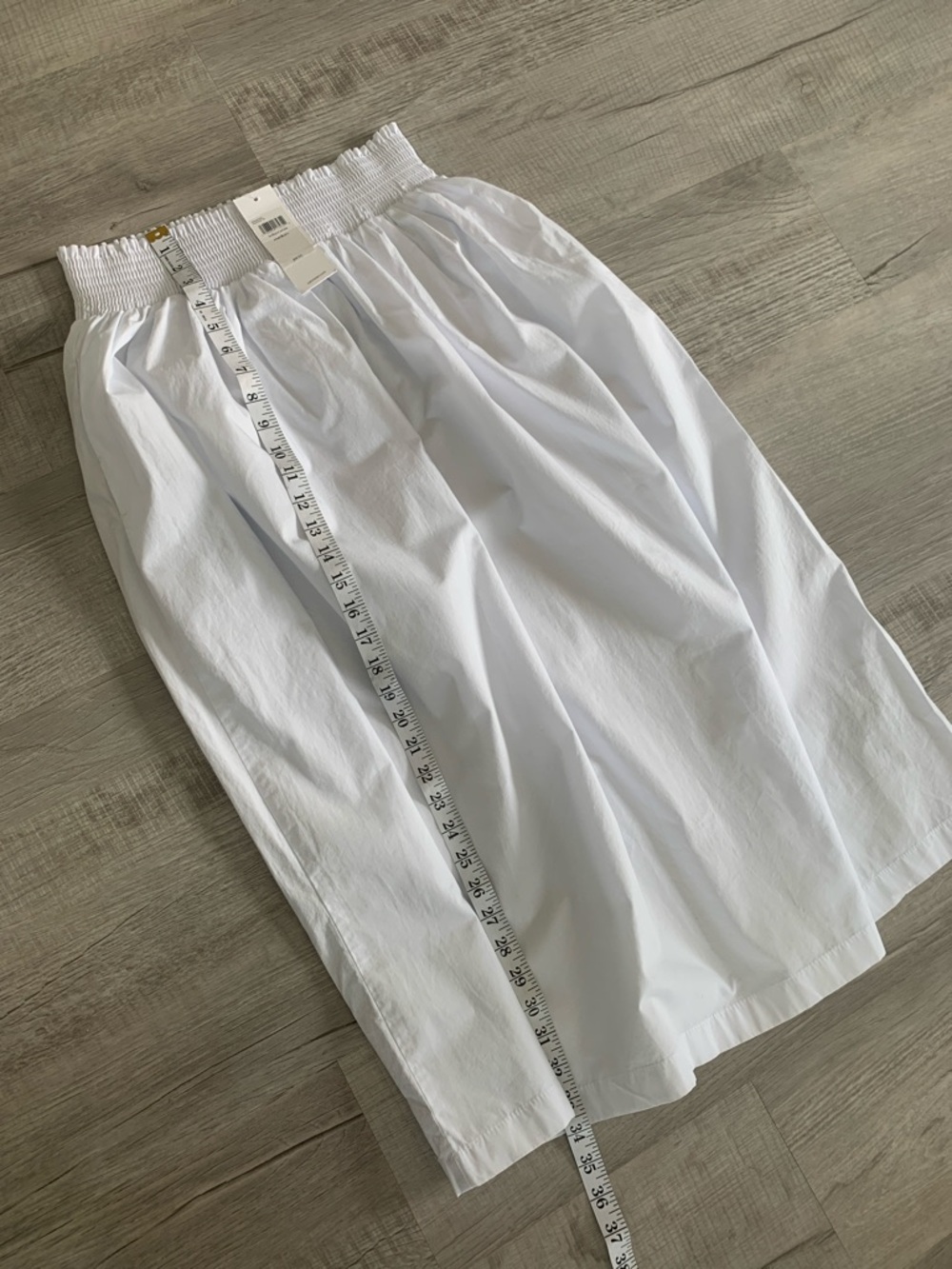 NWT Calvin Klein White Smocked-Waist Midi Skirt, Size M. - Picture 8 of 8